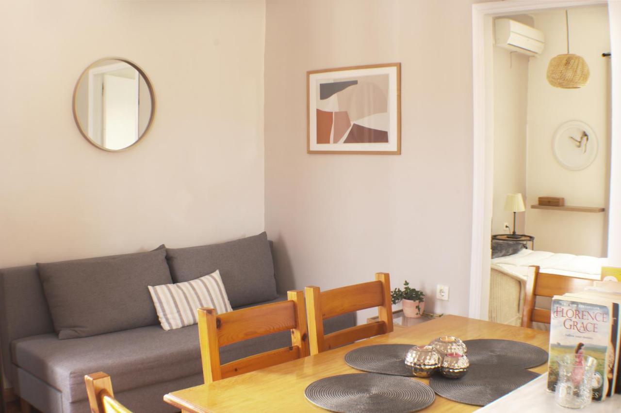 Ayerina First Floor Apartment Ариллас Экстерьер фото