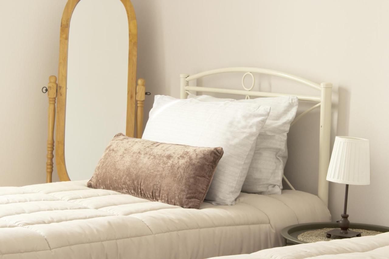 Ayerina First Floor Apartment Ариллас Экстерьер фото